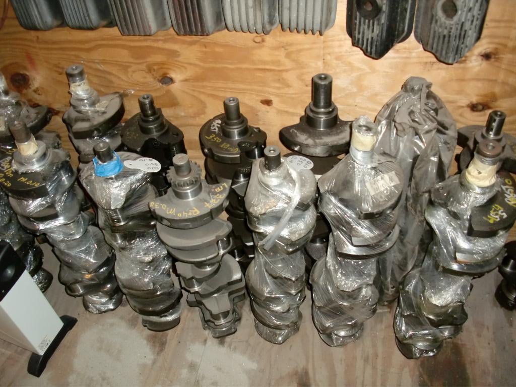 Te koop diverse V-8 motoren,versnellingsbakken en motorond., Ophalen, Amerikaanse onderdelen