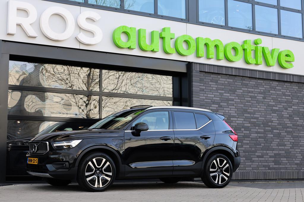 Volvo XC40 1.5 T5 Recharge R-Design | PANO | H&K | MEMORY |, Auto's, Zwart, Bedrijf, Hybride Elektrisch/Benzine, 3 cilinders
