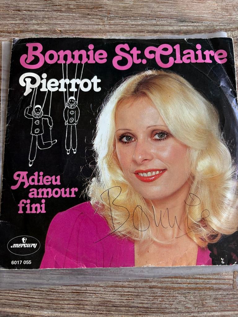 Bonnie St. Claire - Pierrot / Adieu Amour Fini (Gesigneerd), Cd's en Dvd's, Ophalen of Verzenden, Gebruikt, Overige formaten, Levenslied of Smartlap