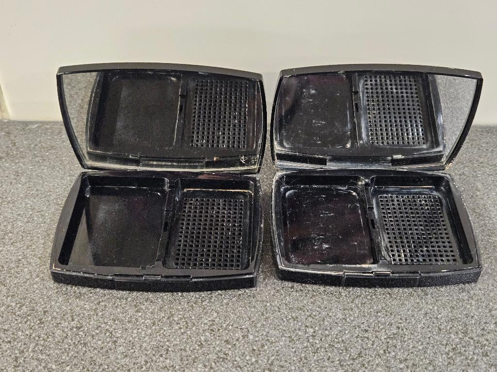 2x Chanel case voor Chanel ultra le teint foundation poeder, Gebruikt, Gehele gezicht, Zwart, Ophalen of Verzenden