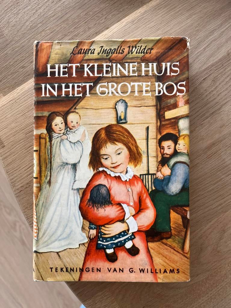 Het Kleine Huis in het Grote Bos - Laura Ingalls Wilder, Ophalen of Verzenden, Gelezen, Fictie algemeen