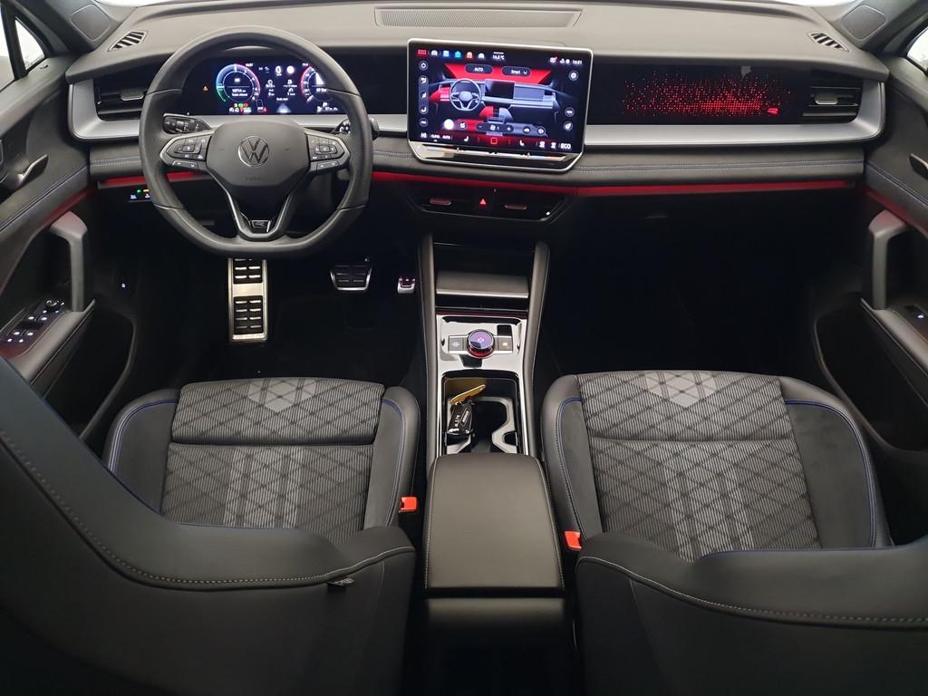 Volkswagen Tayron 1.5 eHybrid 272pk DSG/AUT R-Line Wegklapba, Auto's, Volkswagen, 12 maanden, Stof, Zwart, 4 cilinders