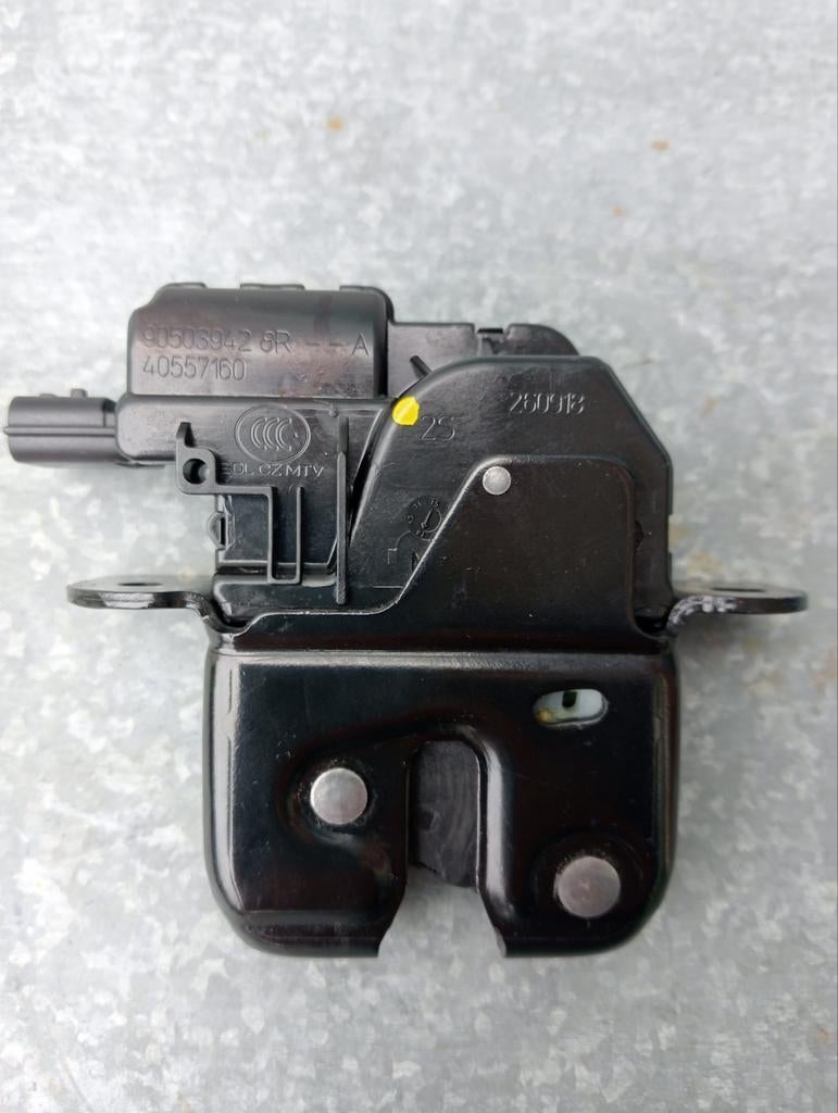 Achterklepslot Renault Clio 2018, Ophalen, Renault