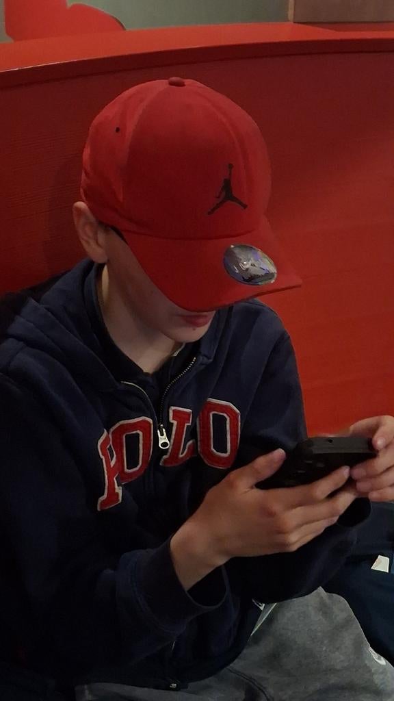 Mooie rode pet met Air Jordan logo, Kleding | Heren, Hoeden en Petten, Air Jordan, Pet, Gedragen, One size fits all