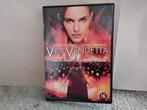 V  FOR VENDETTA  NATALIE PORTMAN   HUGO  WEAVING, Ophalen of Verzenden, Zo goed als nieuw