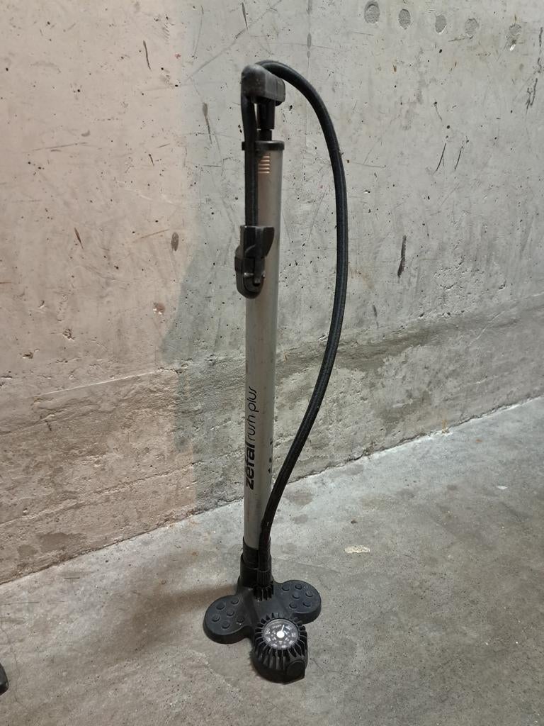 Zéfal Rush Plus Fiets Pomp met Drukmeter, Ophalen, Drukmeter, Gebruikt