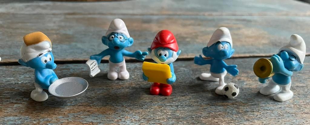 10 verschillende smurfen poppetjes figuurtjes, Ophalen of Verzenden, Zo goed als nieuw, Verschillende Smurfen