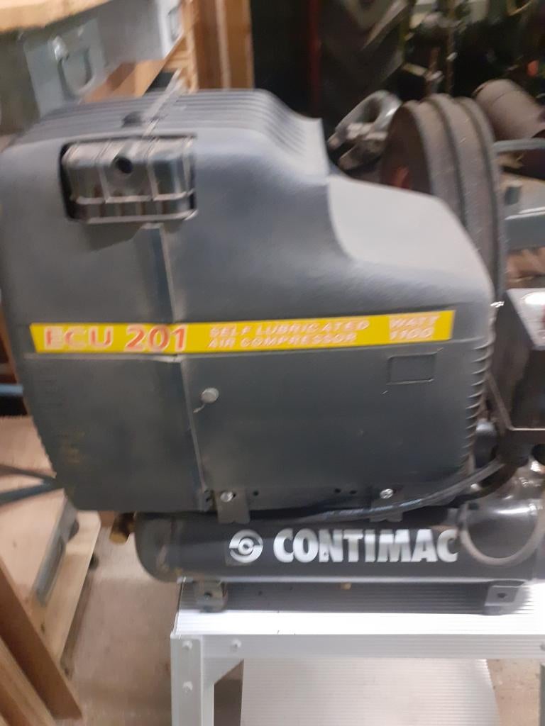 Compressor conti mac, Doe-het-zelf en Verbouw, Compressors, Ophalen of Verzenden, Zo goed als nieuw, Minder dan 200 liter/min