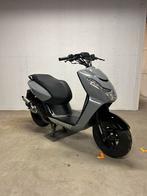 Peugeot Kisbee / Streetzone 2-takt–Nette staat–Nieuwe kappen, Tweetakt, Overige modellen, Maximaal 45 km/u, Zo goed als nieuw