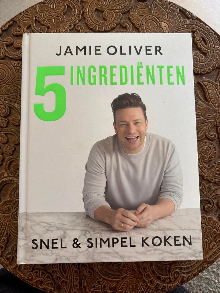 Jamie Oliver 5 Ingrediënten: Snel & Simpel Koken, Voorgerechten en Soepen, Ophalen of Verzenden, Zo goed als nieuw, Gezond koken