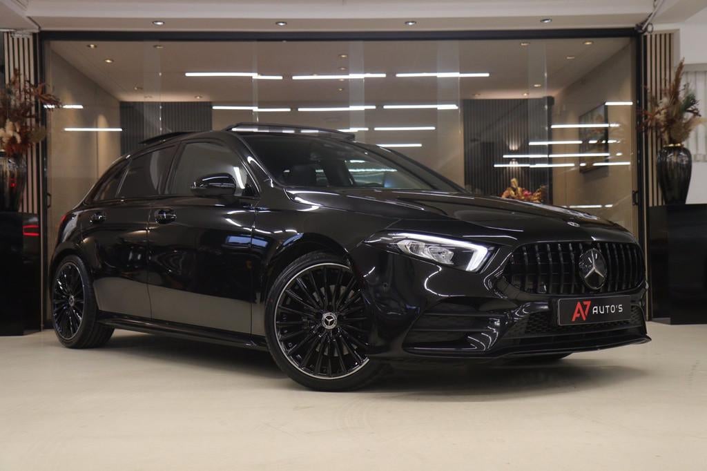 Mercedes-Benz A-klasse 220 4MATIC AMG-LINE PANO/BURM/SFEER/3, Auto's, Mercedes-Benz, Automaat, USB, 15 km/l, Euro 6