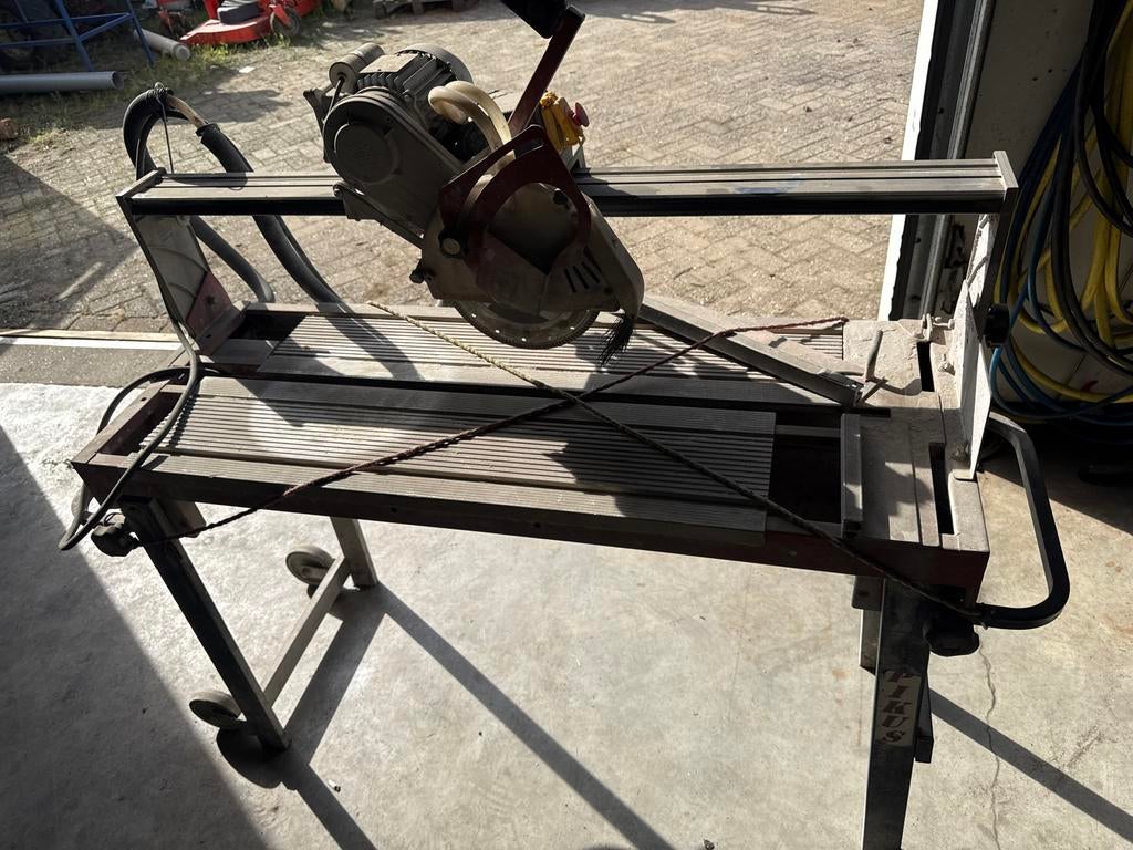 Tegelzaagmachine, Doe-het-zelf en Verbouw, Ophalen, Gebruikt, 600 tot 1200 watt, Overige typen