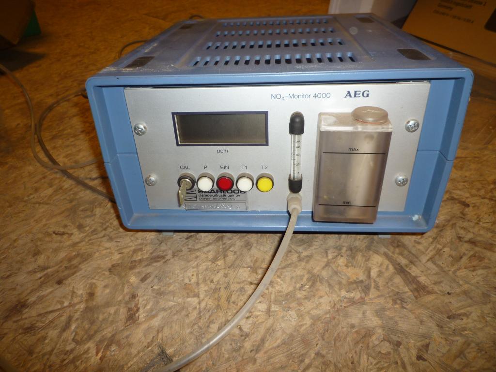 AEG NoX monitor 4000 oud meetinstrument Garage, Auto diversen, Autogereedschap, Ophalen of Verzenden, Gebruikt