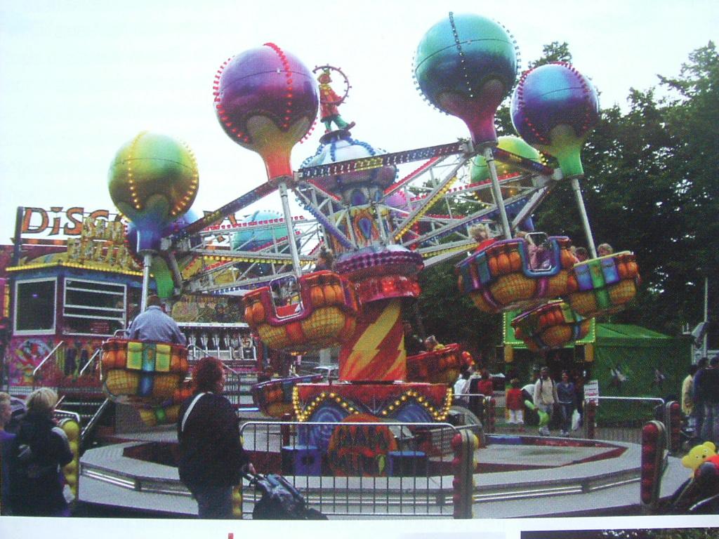 Kermis door de jaren heen in het centrum van Etten-Leur., 20e eeuw of later, H. Meesters, Ophalen of Verzenden, Zo goed als nieuw