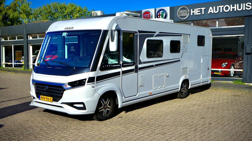 Knaus R12 live i 700 MEG | BTW || Level systeem || Automaat, Automaat, Airbags, Ringverwarming, Bedrijf