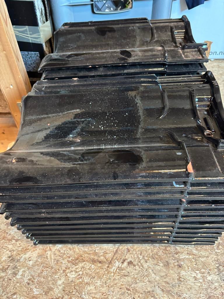 22 Oud Hollandse Verbeterde Glans Zwarte Dakpannen, Doe-het-zelf en Verbouw, Dakpannen en Dakbedekking, Gebruikt, Steen of Klei