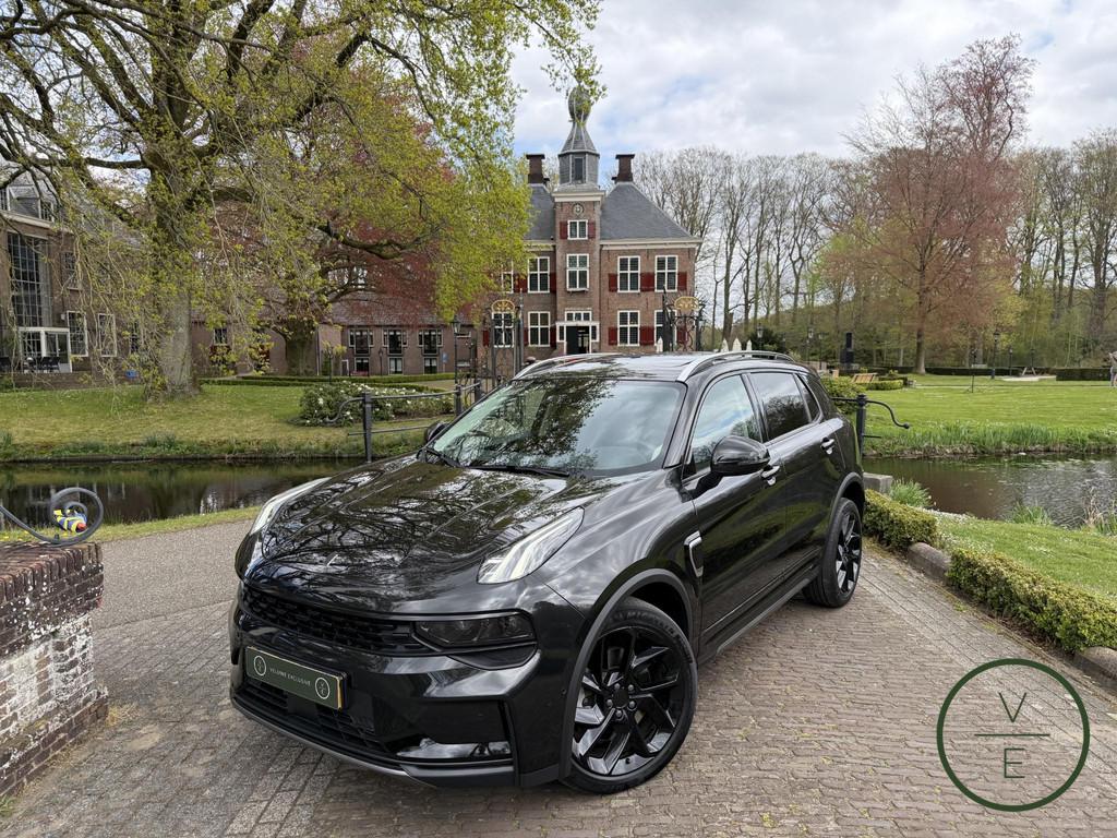 Lynk & Co 01 1.5 | Black Edition | Camera | Rijklaar |, Auto's, Stof, Bedrijf, 1854 kg, Hybride Elektrisch/Benzine