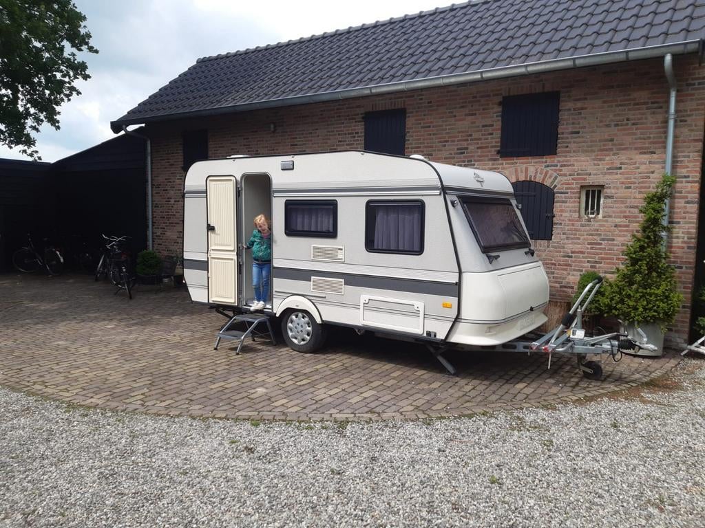 Caravan hobby, Caravans en Kamperen, Vast bed, Rondzit, Hobby, Particulier