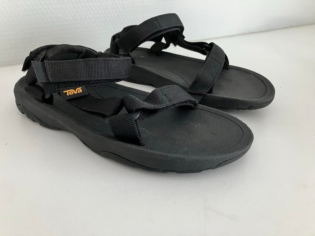 Teva’s Teva sandalen maat 35 zwart - Zo goed als nieuw, Ophalen of Verzenden, Zo goed als nieuw, Zwart, Sandalen of Muiltjes