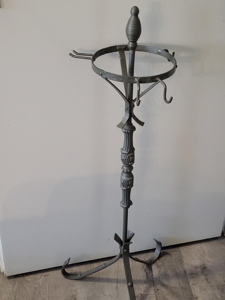 Antieke smeedijzeren standaard met haken, Ophalen of Verzenden