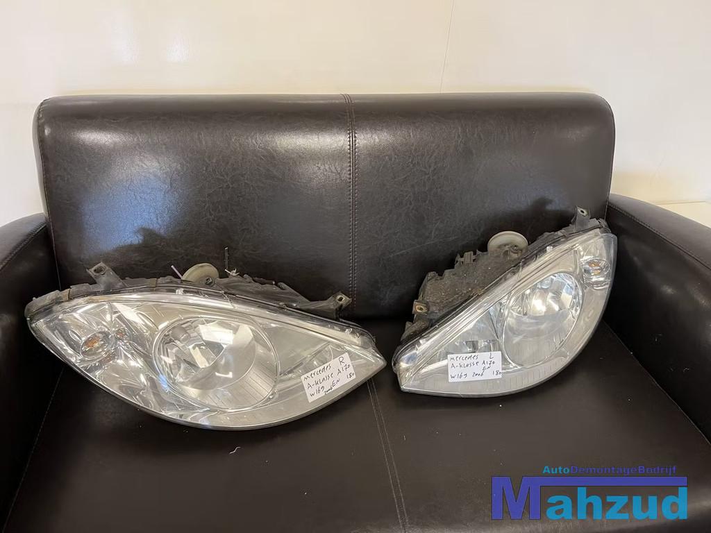 MERCEDES A-KLASSE W169 Links rechts koplamp ENGELS Headlight, Gebruikt, Mercedes-Benz AG, Mercedes-Benz, Ophalen of Verzenden