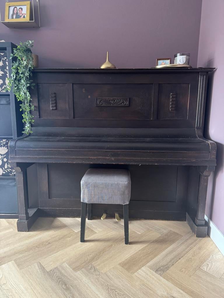 Johann Urbas Piano, Ophalen, Gebruikt, Bruin, Piano