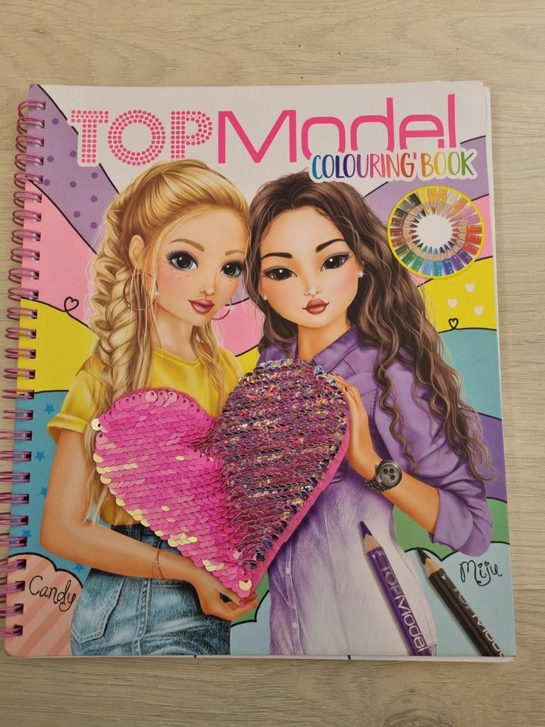 Top Model kleurboek., Ophalen of Verzenden, Nieuw, Knutselen