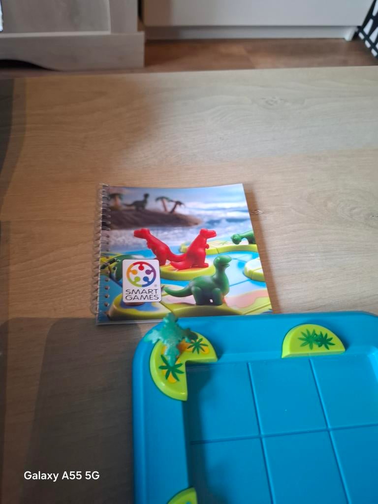 SmartGames Dinosaurs: Mystic Islands - Logica Puzzelspel, Info@smartgames.eu, Een of twee spelers, Smart Toys and Games NV, Industriepark De Bruwaan 30, 9700 Oudenaarde, België