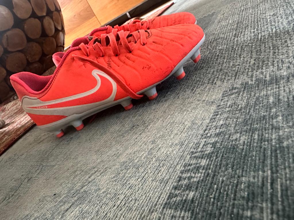 NIKE VOETBALSCHOENEN, Ophalen, Gebruikt, Overige typen, Nike