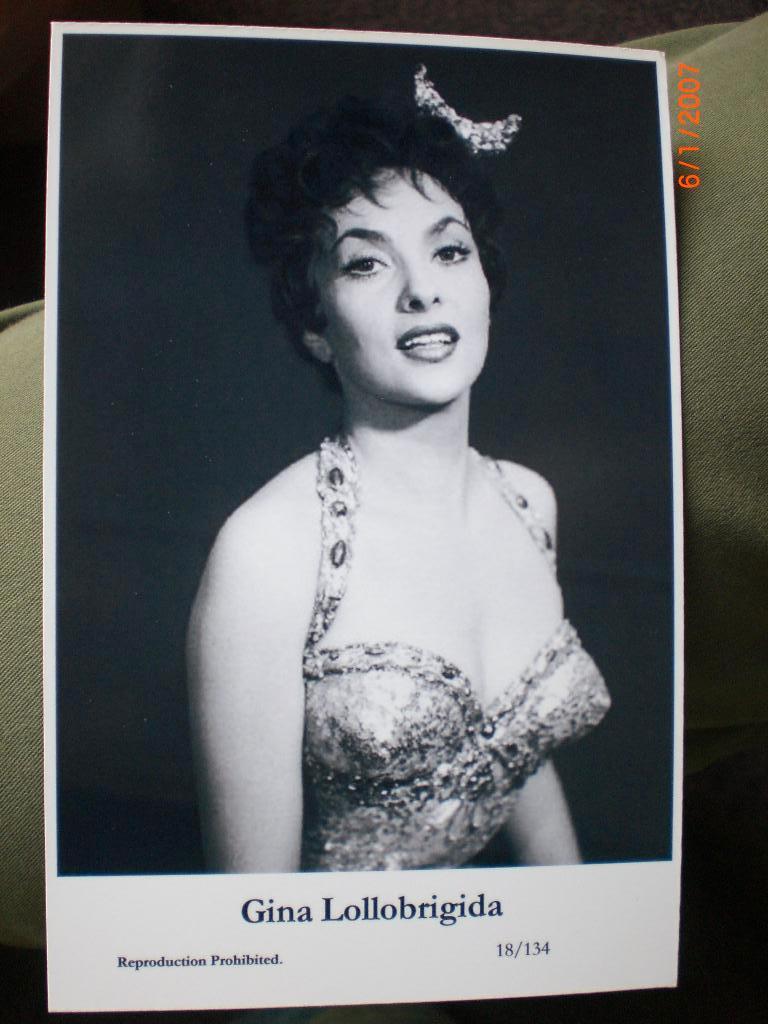 kaart Gina Lollobrigida 2, Ophalen of Verzenden, 1980 tot heden, Ongelopen, Sterren en Beroemdheden