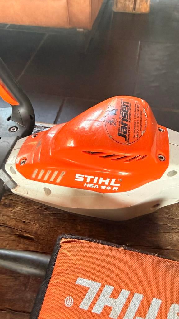 Stihl HSA 94R heggenschaar met accugordel (excl. accu), Tuin en Terras, Hand-tuingereedschap, Ophalen of Verzenden, Gebruikt, Overige soorten
