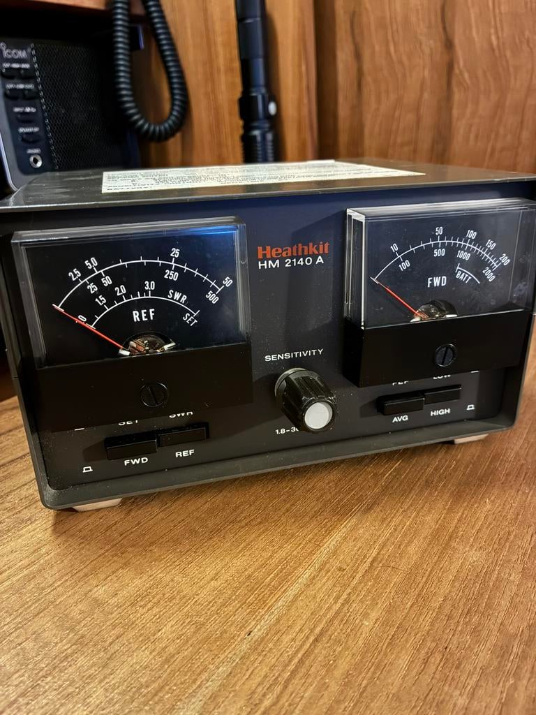 Heatkit hm 2140a swr / power meter tot 2kw, Telecommunicatie, Zenders en Ontvangers, Ophalen of Verzenden, Zo goed als nieuw