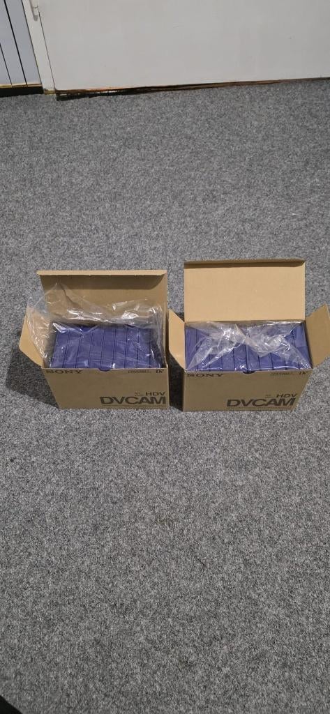 Sony dvcam cassettes. Nieuw in doosje, (Video)band, Hi 8, Ophalen of Verzenden