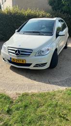 Mercedes-Benz B-Klasse 2.0 CDI B200 5DRS 2008 Wit, Auto's, Voorwielaandrijving, Stof, Zwart, 4 cilinders