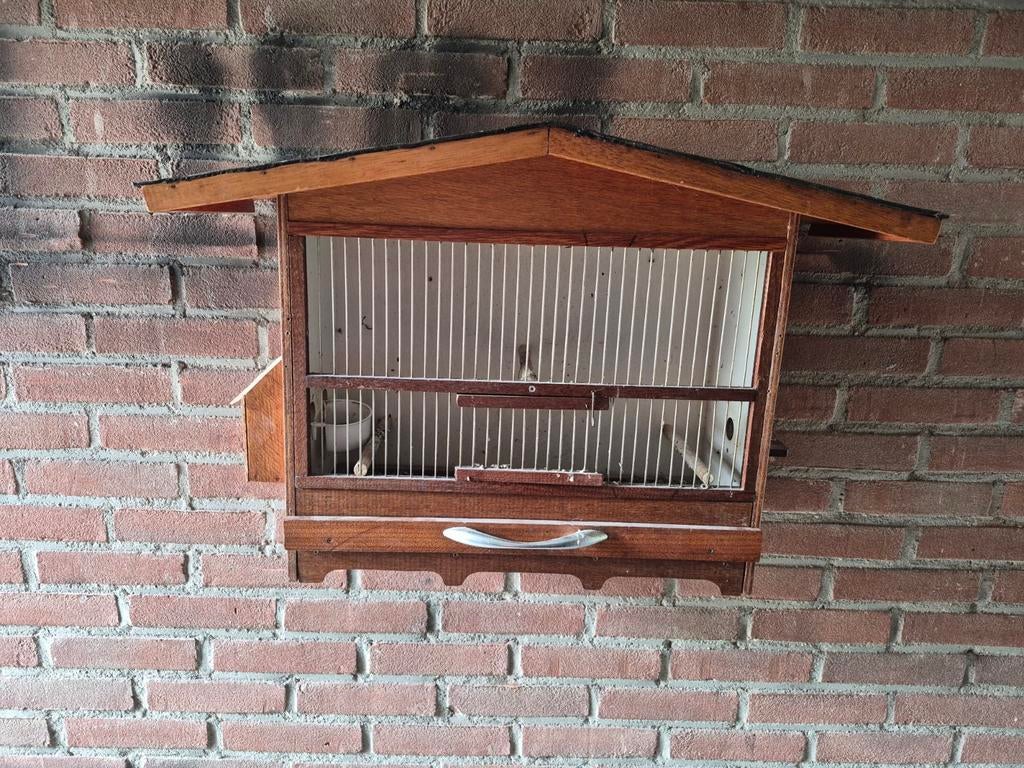 Mooie vogelkooi te koop, Ophalen, Gebruikt, Hout, Vogelkooi
