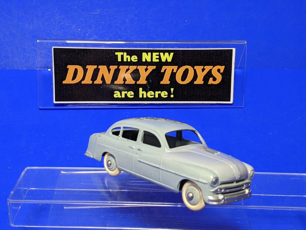 Dinky Toys France 24X – Ford Vedette – Miniature Ancienne En Boîte