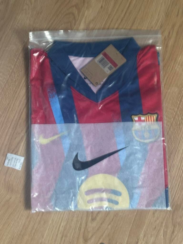 FC Barcelona Shirt maat l, Ophalen of Verzenden, Zo goed als nieuw, Jongen of Meisje