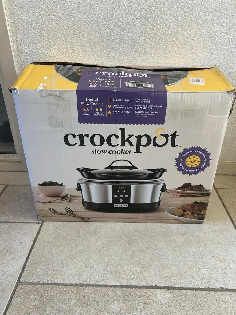 Crockpot CR605 Digitale Slowcooker 5,7L - Nieuw in doos, Witgoed en Apparatuur, Slowcookers, Nieuw, Timer, Vaatwasmachinebestendig