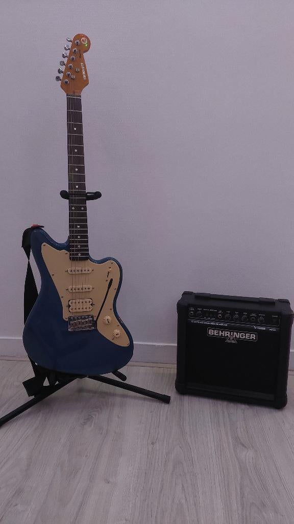 Elektrische gitaar London City van Osprey met versterker, Muziek en Instrumenten, Snaarinstrumenten | Gitaren | Elektrisch, Gebruikt