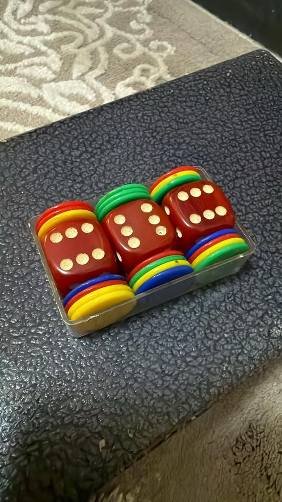 Bakeliet dobbelsteen vorken messen, Kleding | Heren, Sokken en Kousen, Ophalen of Verzenden, Zo goed als nieuw