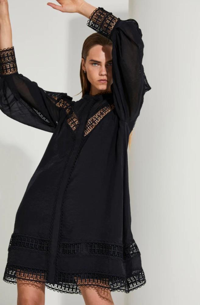 Copenhagen Muse Ultra Dress Zwart Maat M, Kleding | Dames, Jurken, Zo goed als nieuw, Maat 38/40 (M), Zwart, Knielengte, Ophalen of Verzenden