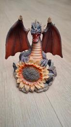 Drakenbeeldje met Zonnebloem – Fantasy Decoratie, Verzamelen, Beelden en Beeldjes, Ophalen of Verzenden, Zo goed als nieuw, Fantasy