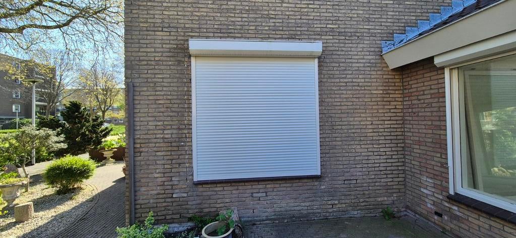 3 rolluiken wit, 240 cm hoog, Ophalen