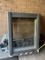 Hoogwaardig dakraam – compleet & in goede staat, Raamkozijn, Ophalen of Verzenden, Zo goed als nieuw, 75 tot 150 cm