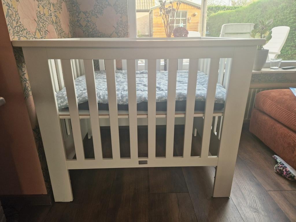 Witte box met verstelbare bodem, Kinderen en Baby's, Boxen, Ophalen, Gebruikt