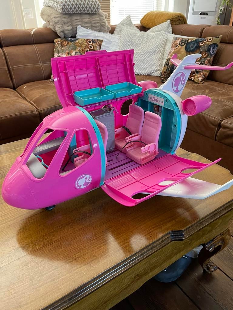 Barbie Estate Droomvliegtuig & Piloot Prijzen Vergelijken | Pop Met Roze Vliegtuig En Accessoires Media 2