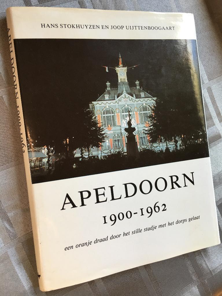 Apeldoorn 1900-1962., Ophalen of Verzenden, 20e eeuw of later, Zo goed als nieuw