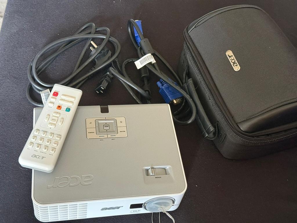 Acer Beamer P3250 | Compleet met tas en kabel, Audio, Tv en Foto, Beamers, Ophalen, Refurbished, DLP, Overige resoluties