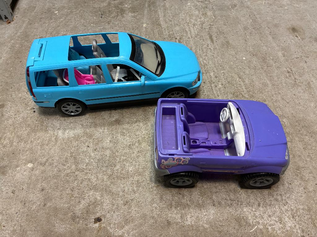 Set van 2 Barbie auto’s., Ophalen of Verzenden