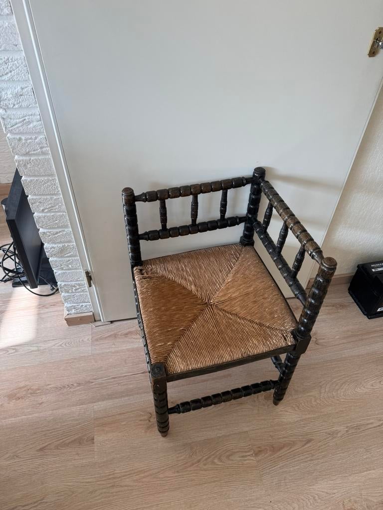Antieke bobbin stoel met karakter, Antiek en Kunst, Antiek | Meubels | Stoelen en Banken, Ophalen of Verzenden